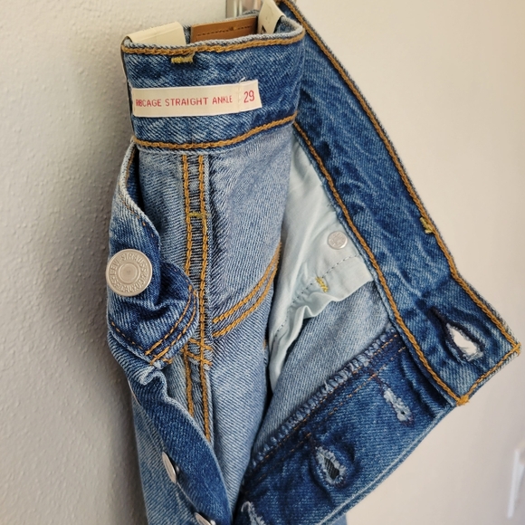 NWT Levi's Ribcage Straight Ankle Jeans, Distressed, After Love, Size 29x27 - Picture 3 of 15